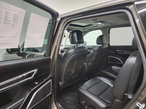 Used 2020 Kia Telluride S AWD/4WD image 25