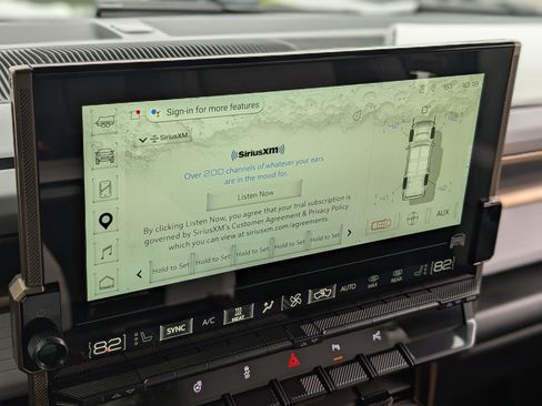 Used 2025 GMC Hummer EV 2X AWD/4WD image 28