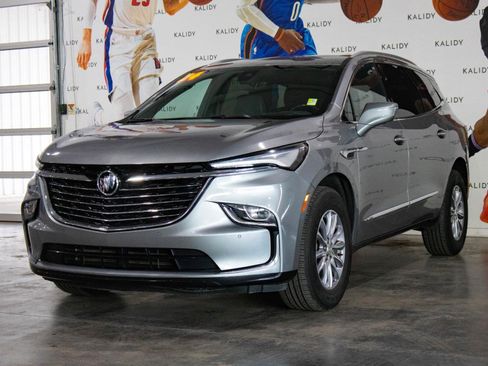 Used 2024 Buick Enclave Premium image 21