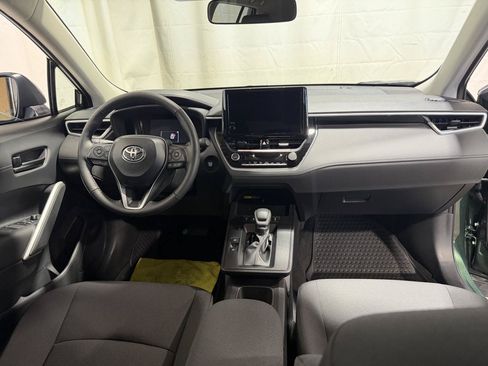Used 2026 Toyota Corolla Cross LE w/ Cold Weather Package AWD/4WD image 18