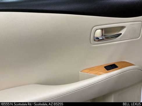 Used 2015 Lexus RX 450h FWD image 19