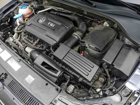 Used 2015 Volkswagen Passat 1.8T SE FWD image 27
