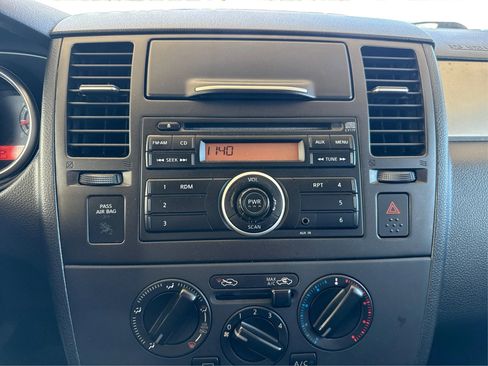 Used 2012 Nissan Versa 1.8 S image 15