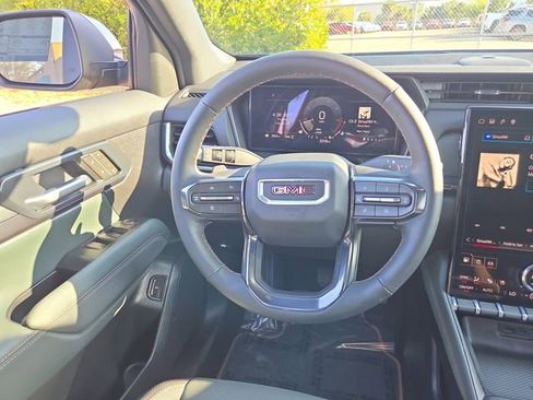 New 2026 GMC Terrain AT4 w/ Convenience Package III AWD/4WD image 15