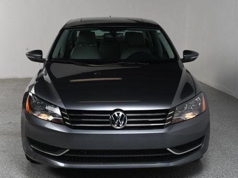 Used 2012 Volkswagen Passat 2.5 SE FWD image 7
