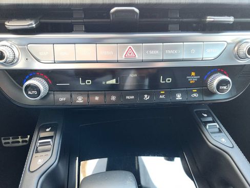 Used 2024 Kia Telluride SX FWD image 18