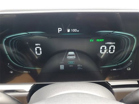 New 2025 Kia Niro SX Touring image 27