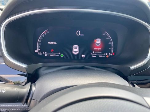 Used 2022 Acura MDX SH-AWD w/ Advance Package image 6