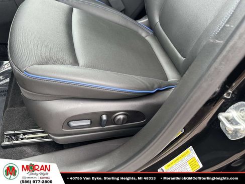 Certified 2025 Buick Encore GX Sport Touring w/ Experience Buick Package AWD/4WD image 20