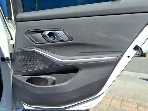 Used 2021 BMW 330i Sedan w/ Premium Package image 26