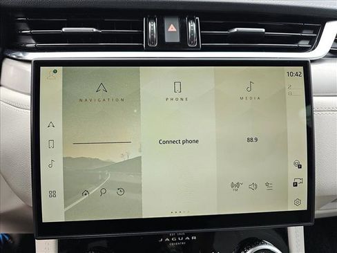 New 2026 Jaguar F-PACE R-Dynamic S image 20