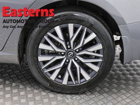 Used 2023 Nissan Altima 2.5 SV w/ SV Premium Package AWD/4WD image 33