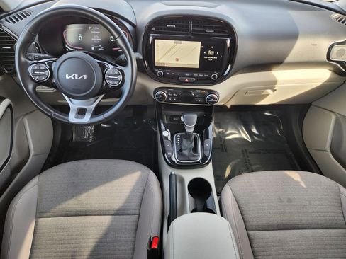 Used 2023 Kia Soul EX image 26