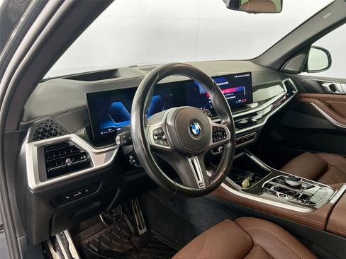 Used 2024 BMW X5 M60i w/ Executive Package image 10