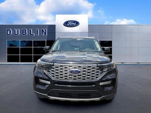 Used 2021 Ford Explorer Platinum w/ Equipment Group 601A AWD/4WD image 2