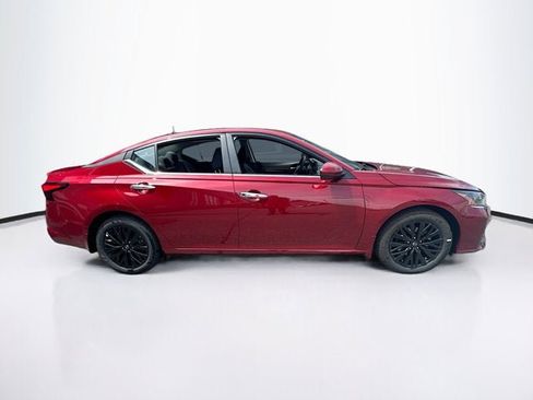 New 2025 Nissan Altima 2.5 SV w/ SV Special Edition Package image 4