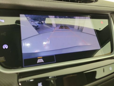 Certified 2025 Cadillac XT5 Luxury FWD image 26