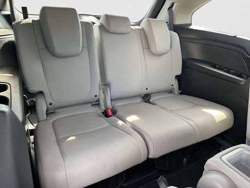 Used 2023 Honda Odyssey Touring image 12