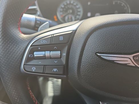 Used 2025 Genesis G70 2.5T w/ Sport Prestige Package image 16