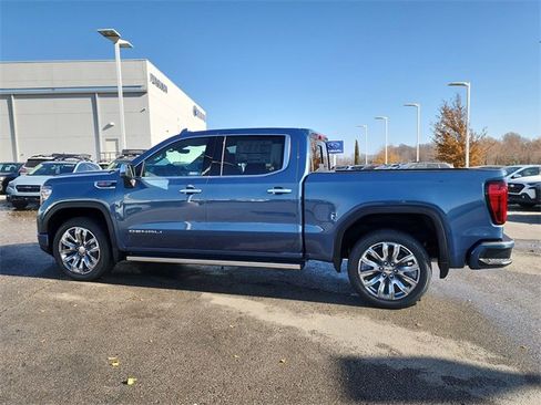 New 2026 GMC Sierra 1500 Denali w/ Denali Reserve Package image 9