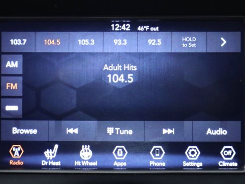 Used 2018 Jeep Grand Cherokee Limited image 20