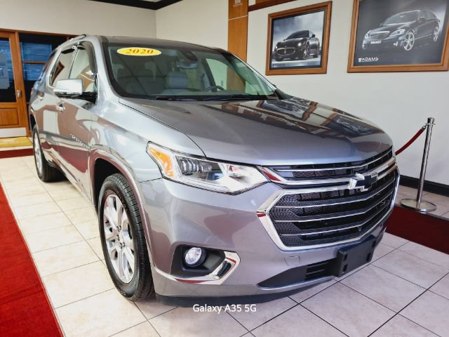 Used 2020 Chevrolet Traverse Premier w/ LPO, Floor Liner Package AWD/4WD image 1