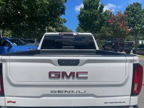 Used 2021 GMC Sierra 1500 Denali AWD/4WD image 3