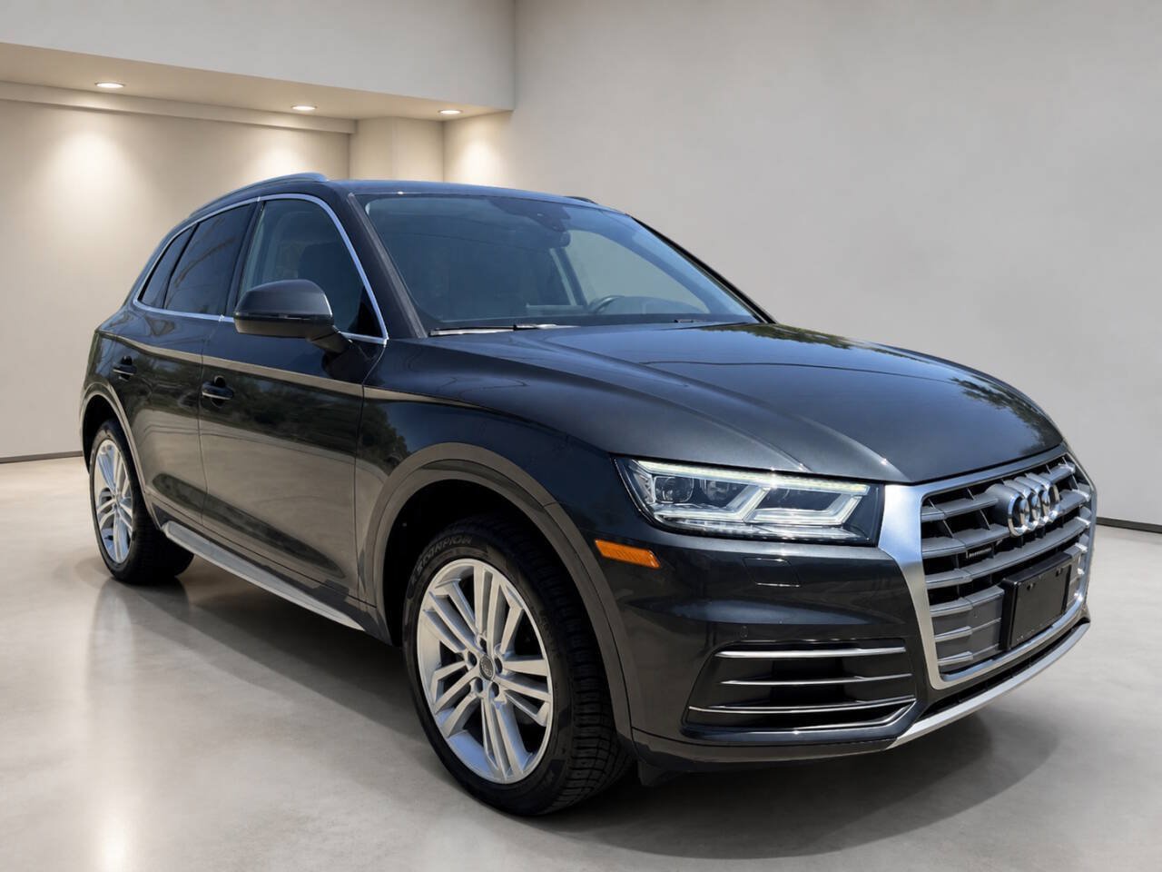 Used 2018 Audi Q5 2.0T Premium Plus AWD/4WD image 1