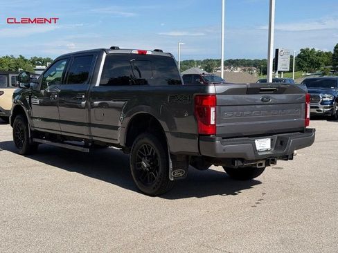 Used 2022 Ford F350 Lariat w/ Black Appearance Package AWD/4WD image 3