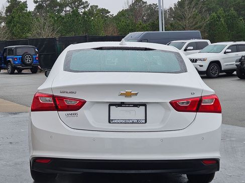 Used 2025 Chevrolet Malibu LT image 6