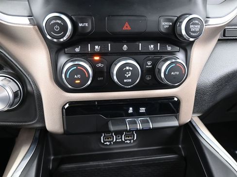 Used 2022 RAM 1500 Laramie image 25