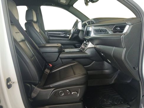Used 2022 GMC Yukon Denali AWD/4WD image 15