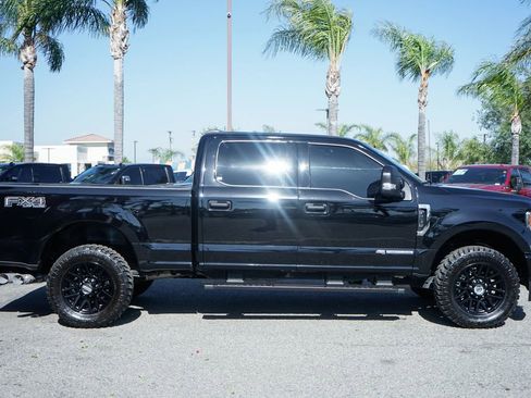 Used 2022 Ford F250 XLT w/ Black Appearance Package AWD/4WD image 11