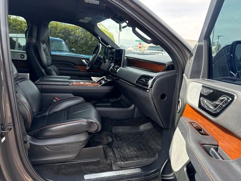 Used 2024 Lincoln Navigator L Black Label image 28
