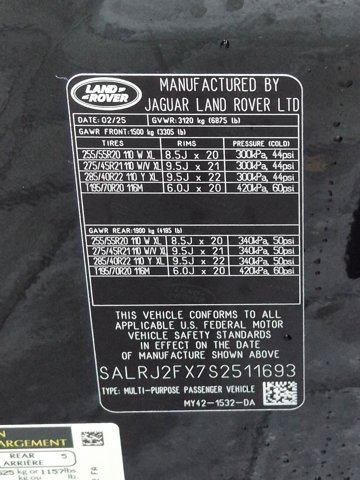 Certified 2025 Land Rover Discovery S AWD/4WD image 26