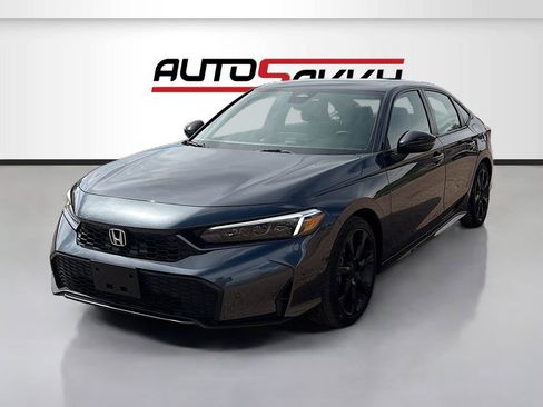 Used 2025 Honda Civic Sport Touring image 3