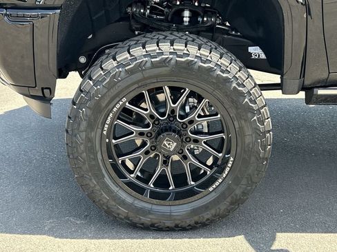 New 2026 GMC Sierra 2500 Denali Ultimate AWD/4WD image 33
