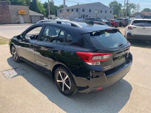 Used 2020 Subaru Impreza 2.0i Premium AWD/4WD image 3