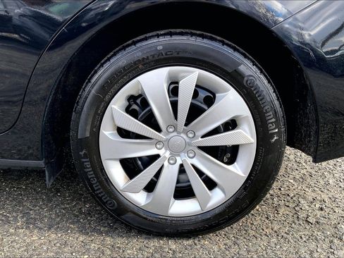 Certified 2023 Subaru Impreza 2.0i image 10