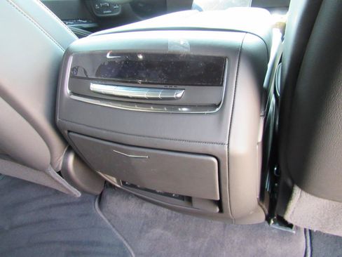 Used 2026 Cadillac Escalade Platinum Sport w/ LPO, ONYX Package AWD/4WD image 46