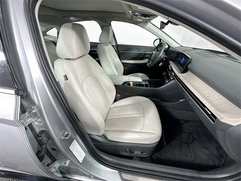 Used 2024 Hyundai Sonata Limited image 31