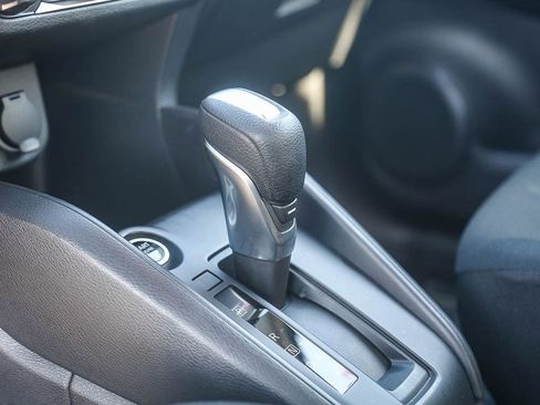Certified 2025 Nissan Kicks Play S FWD image 21