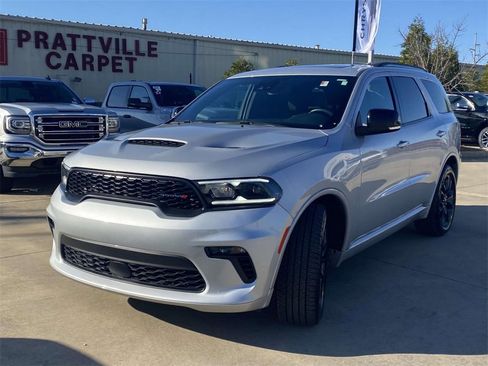 Used 2023 Dodge Durango GT image 38