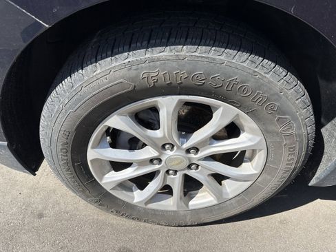 Used 2019 Chevrolet Equinox LT image 9