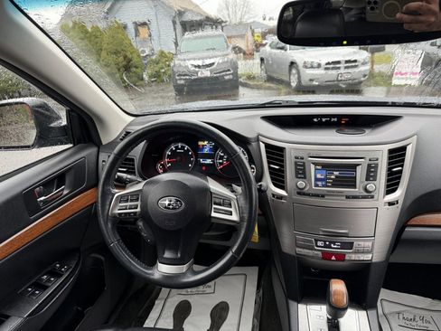 Used 2014 Subaru Outback 2.5i Limited image 18