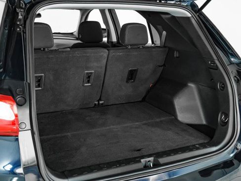 Used 2021 Chevrolet Equinox LS image 49