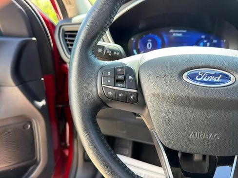 Used 2020 Ford Escape SE Sport AWD/4WD image 39