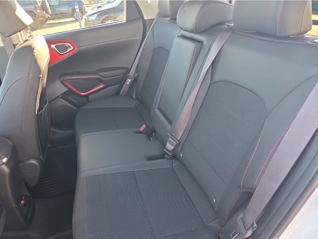 Used 2020 Kia Soul GT-Line Turbo FWD image 13