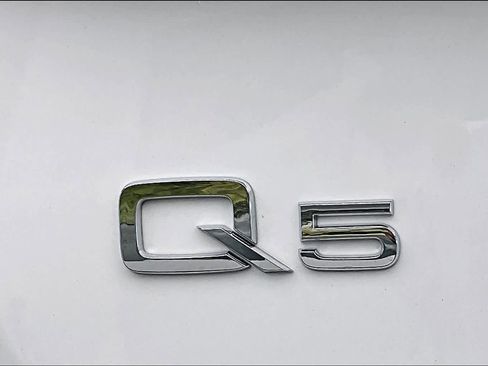 Used 2023 Audi Q5 2.0T Premium Plus w/ Premium Plus Package image 34