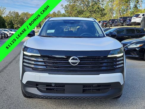 New 2026 Nissan Kicks SV w/ Cold Weather Package image 2